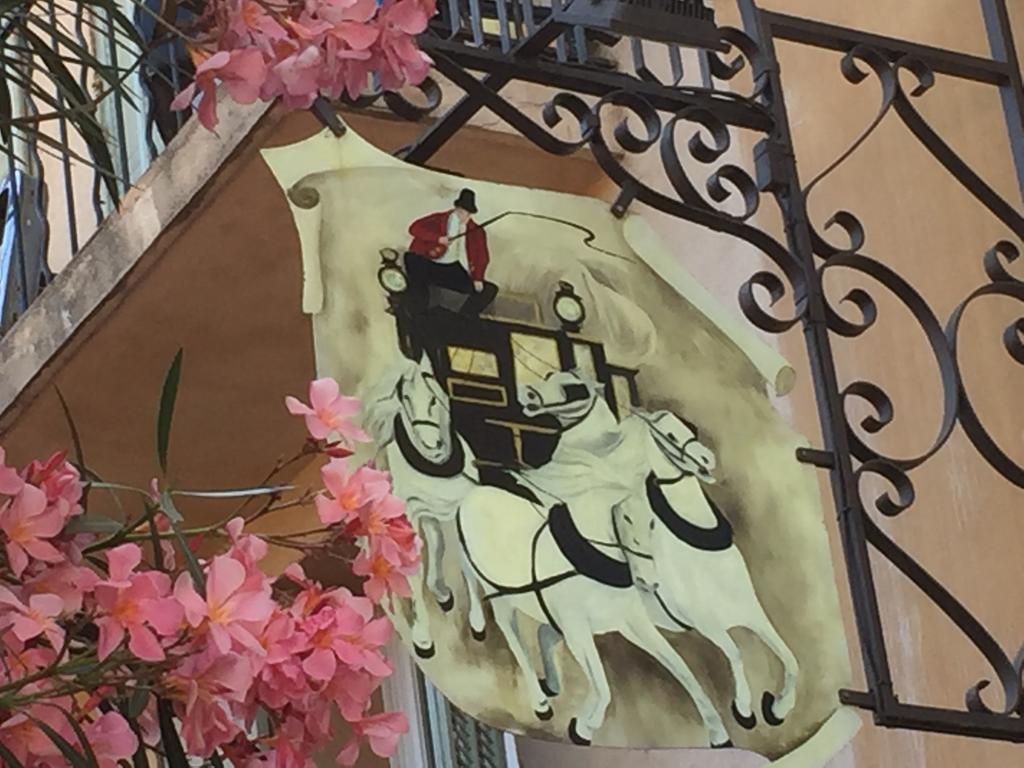 Hotel Relais Du Postillon Antibes Exteriör bild
