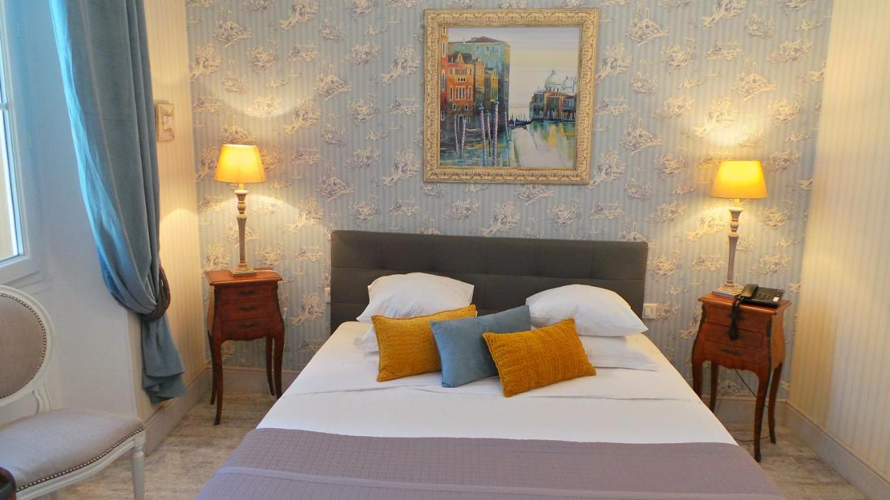 Hotel Relais Du Postillon Antibes Exteriör bild
